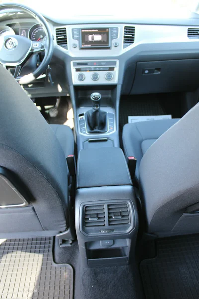 Volkswagen Golf Sportsvan VII 57