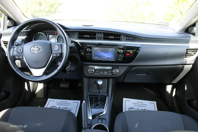 Toyota Corolla E160/E170 19