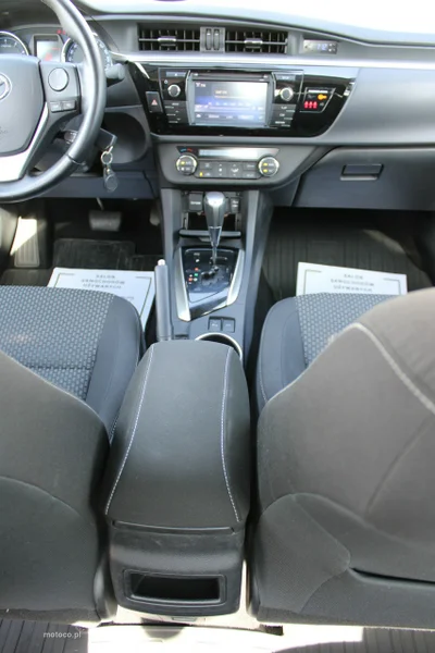 Toyota Corolla E160/E170 20