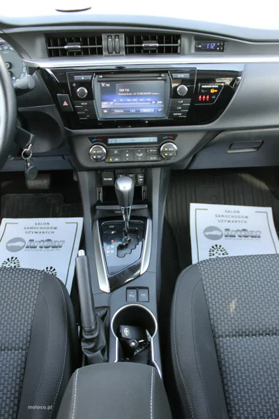 Toyota Corolla E160/E170 21