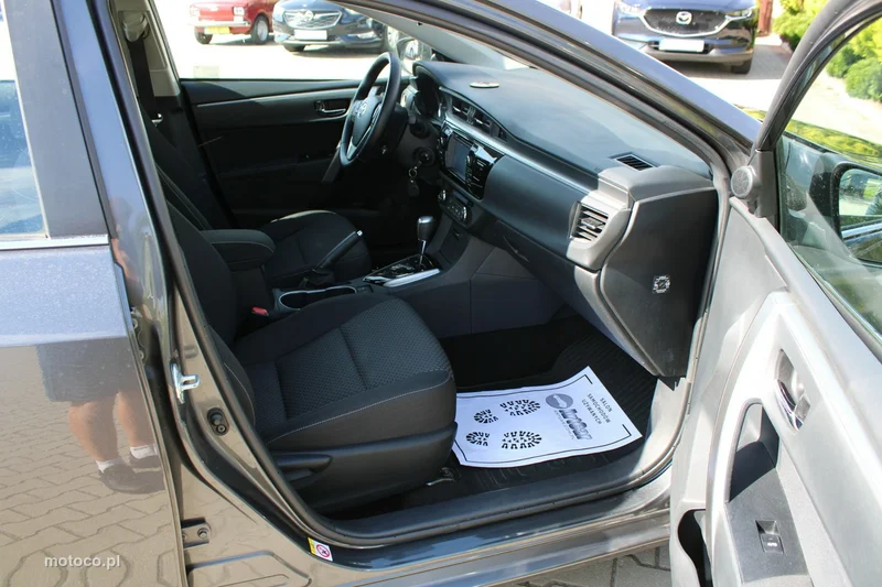 Toyota Corolla E160/E170 22