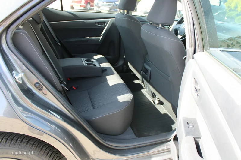 Toyota Corolla E160/E170 24