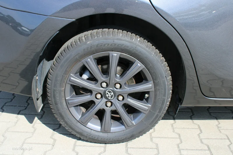 Toyota Corolla E160/E170 38