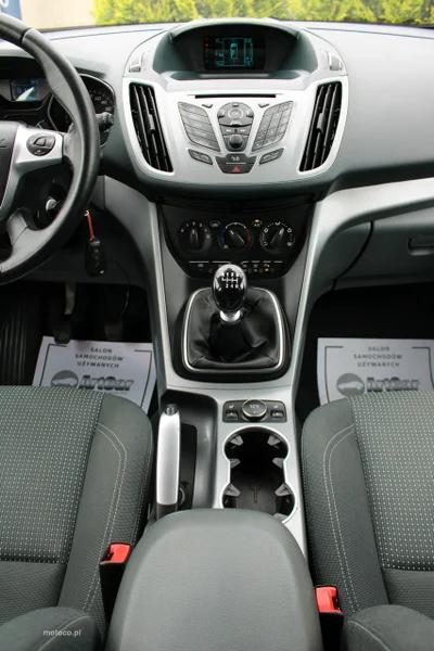 Ford C-Max II 16