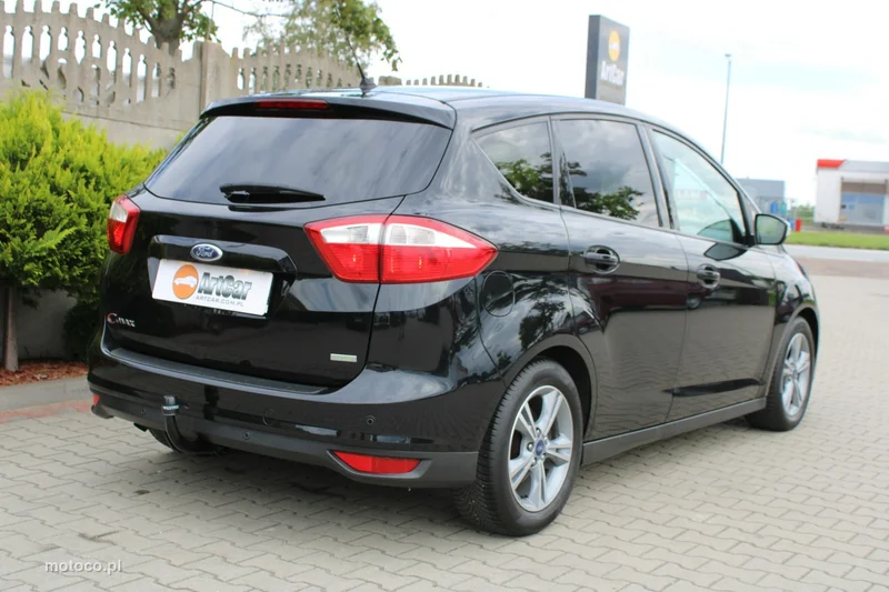 Ford C-Max II 28