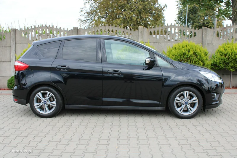 Ford C-Max II 4