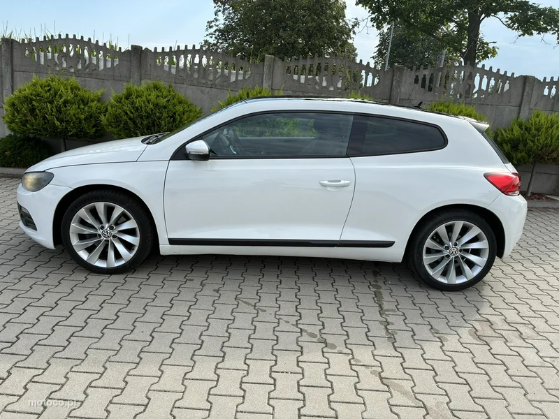 Volkswagen Scirocco III 11