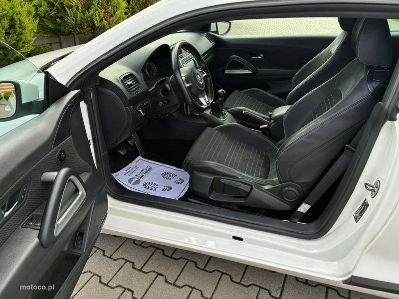 Volkswagen Scirocco III 20
