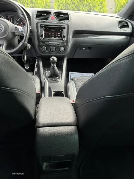 Volkswagen Scirocco III 27