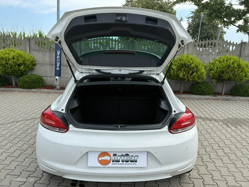 Volkswagen Scirocco III 33