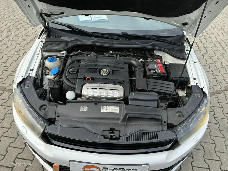 Volkswagen Scirocco III 37