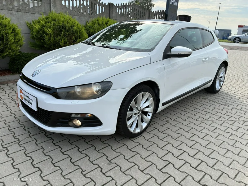 Volkswagen Scirocco III 40