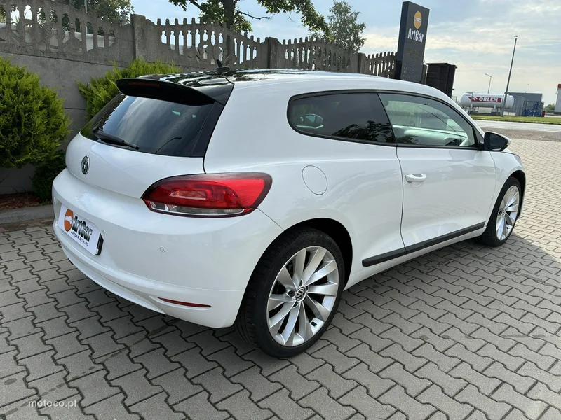Volkswagen Scirocco III 51