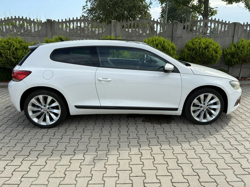 Volkswagen Scirocco III 52