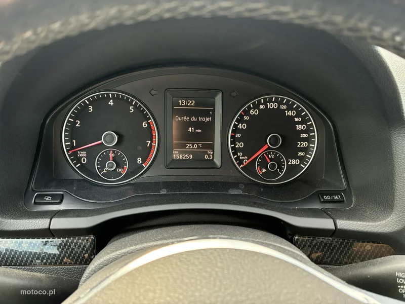 Volkswagen Scirocco III 63