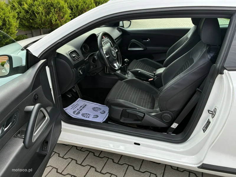Volkswagen Scirocco III 67
