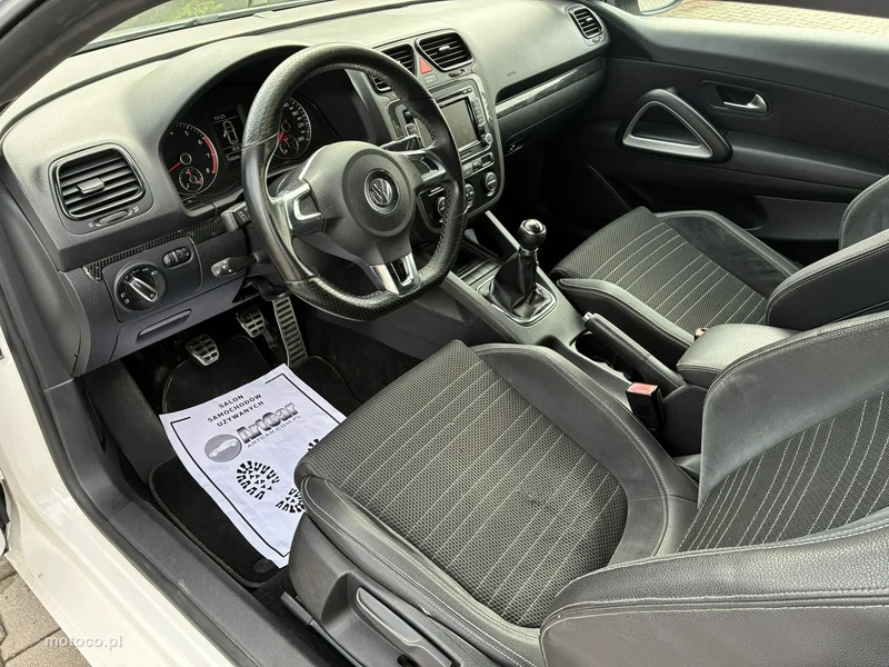 Volkswagen Scirocco III 68