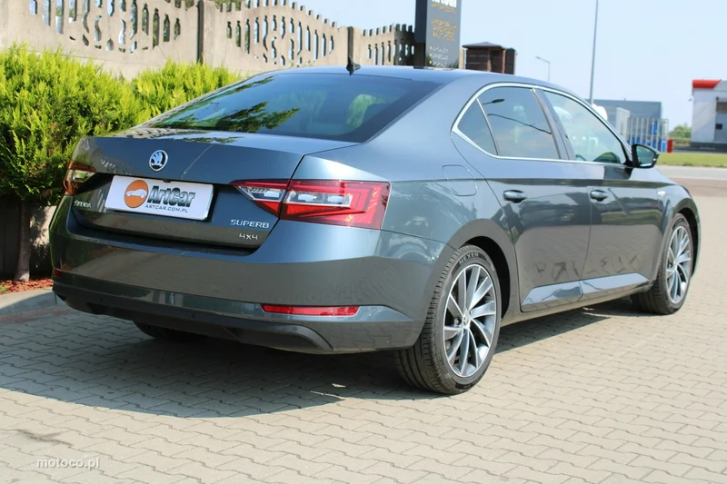 Skoda Superb III 14