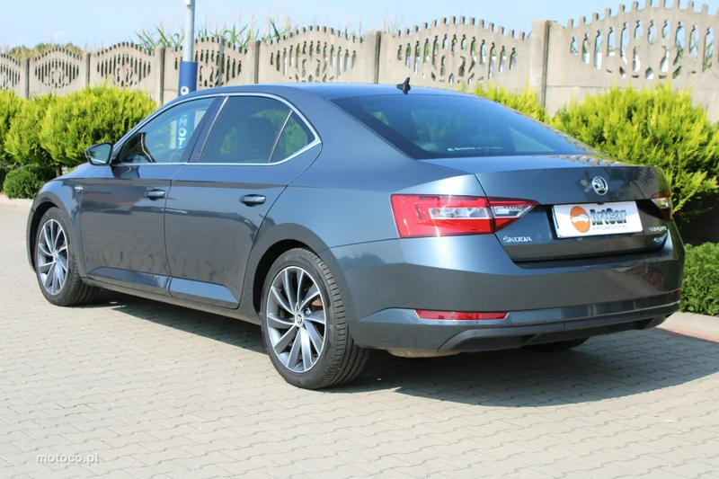 Skoda Superb III 15