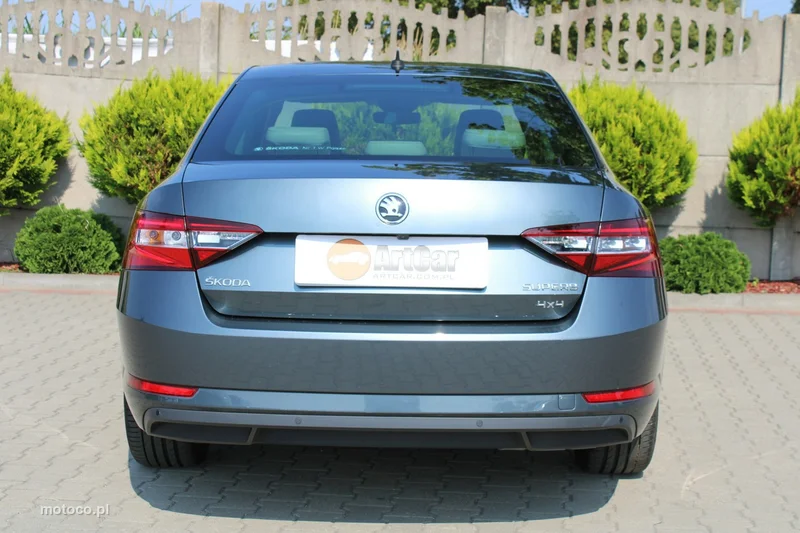 Skoda Superb III 16