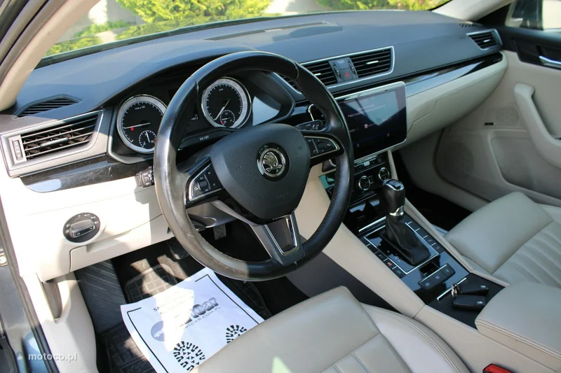 Skoda Superb III 23