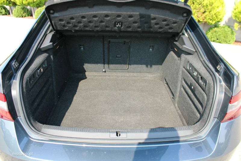 Skoda Superb III 44