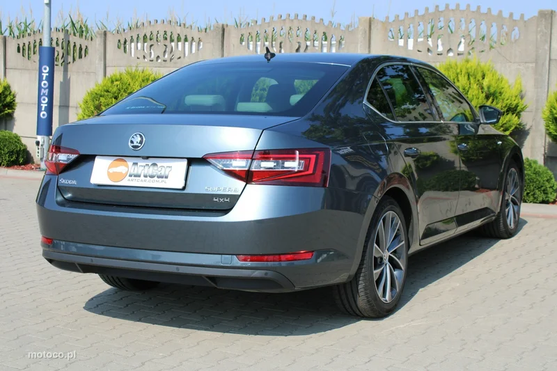 Skoda Superb III 6