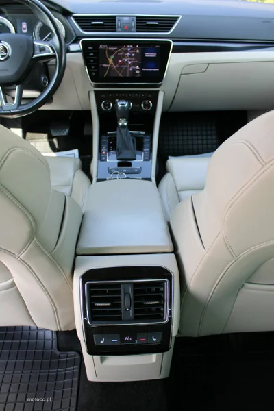 Skoda Superb III 73