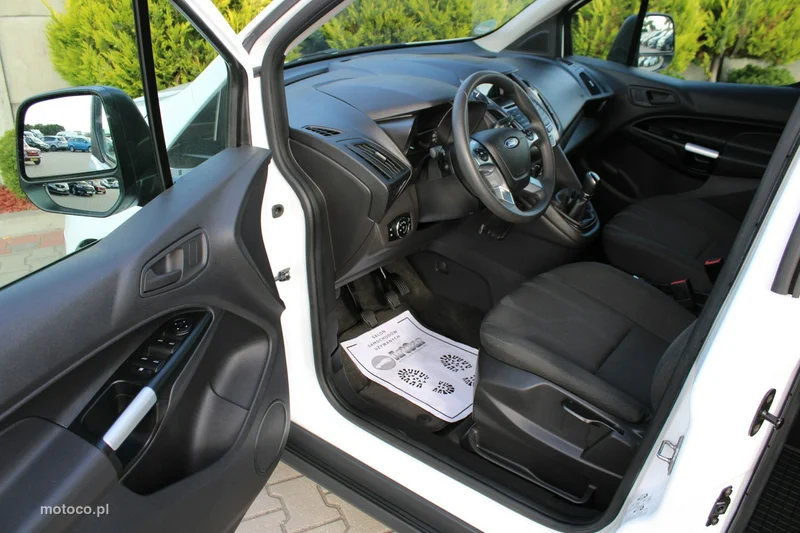 Ford Transit Connect 13