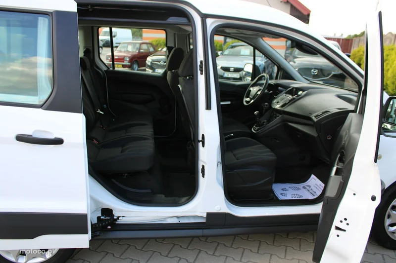Ford Transit Connect 23