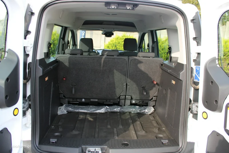 Ford Transit Connect 33