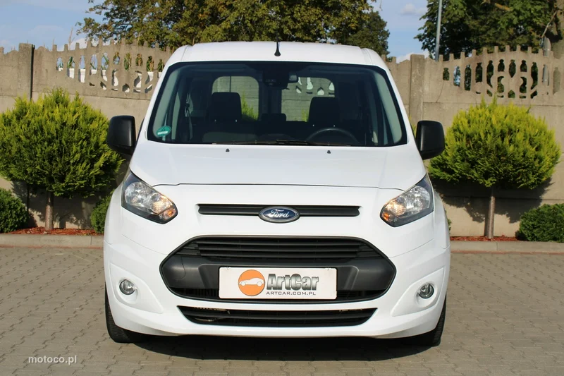 Ford Transit Connect 9