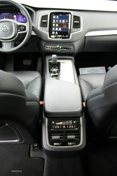 Volvo XC 90 15
