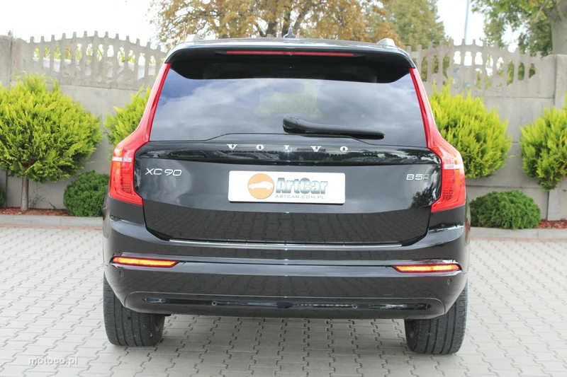 Volvo XC 90 8