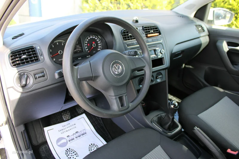 Volkswagen Polo V 6R 12