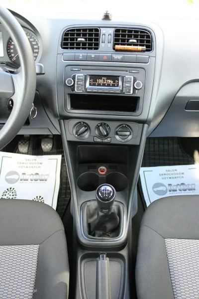 Volkswagen Polo V 6R 45