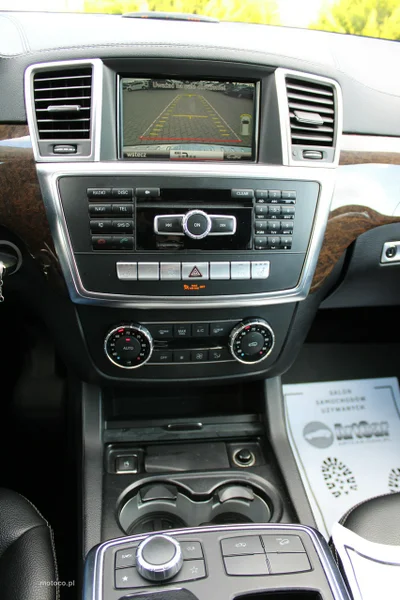Mercedes-Benz GL X166 450 17
