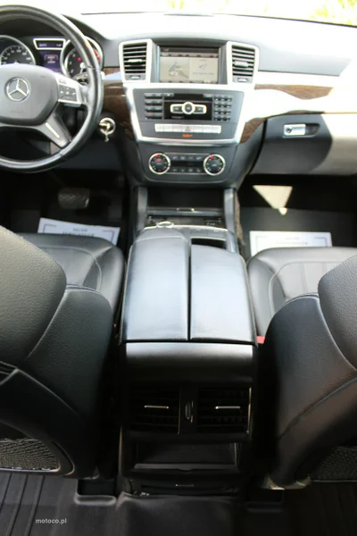 Mercedes-Benz GL X166 450 19