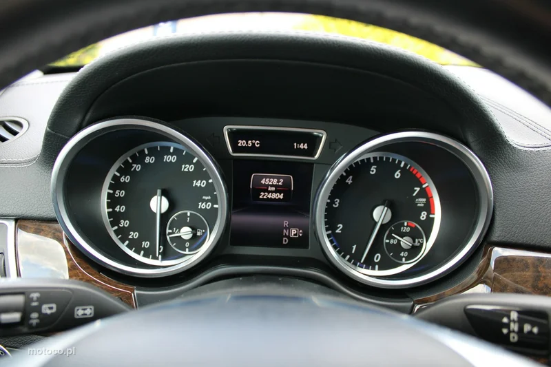 Mercedes-Benz GL X166 450 10