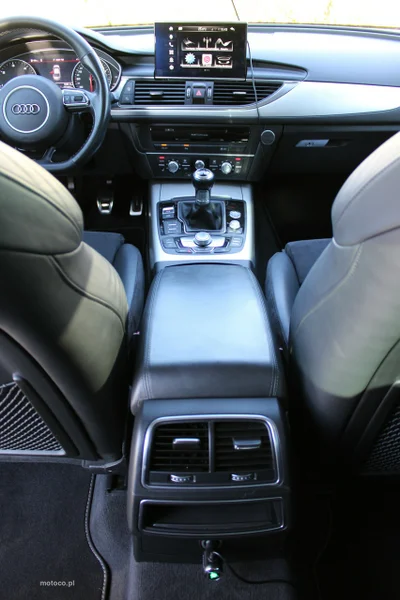 Audi A6 C7 43