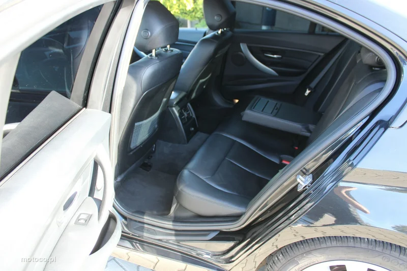 BMW Seria 3 F30 320 23