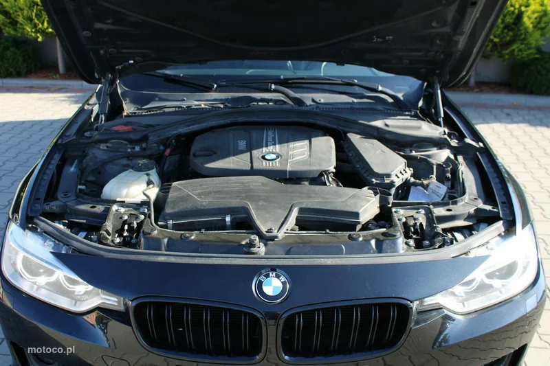 BMW Seria 3 F30 320 37