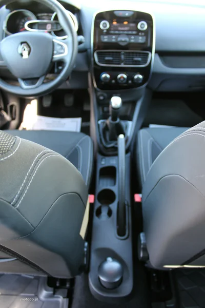 Renault Clio IV 17