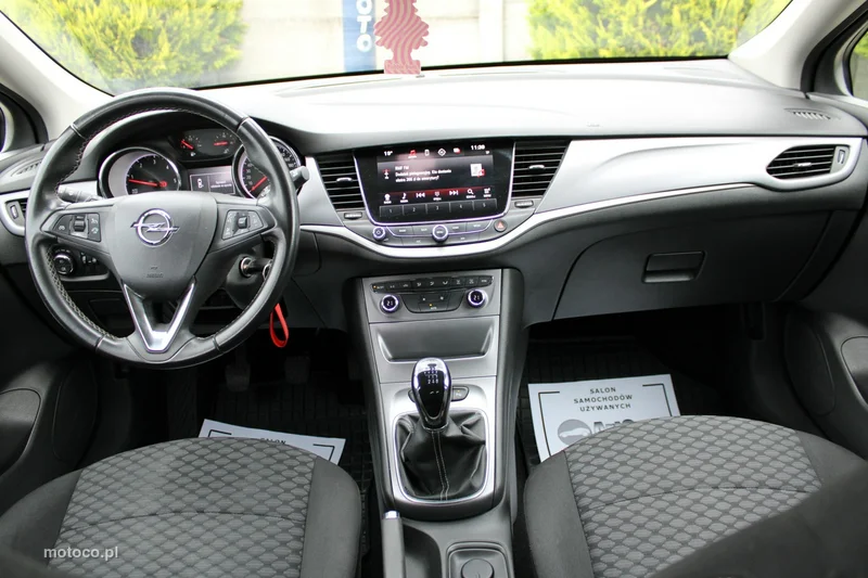 Opel Astra K 23