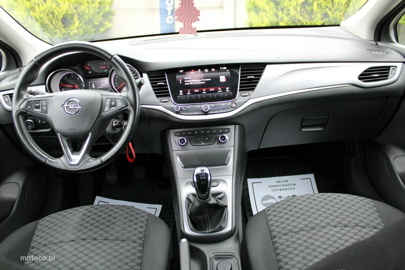 Opel Astra K 27