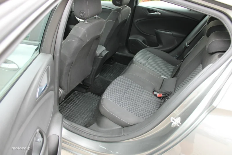 Opel Astra K 35