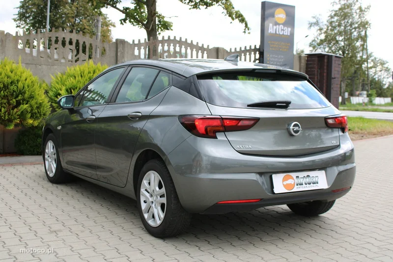 Opel Astra K 45