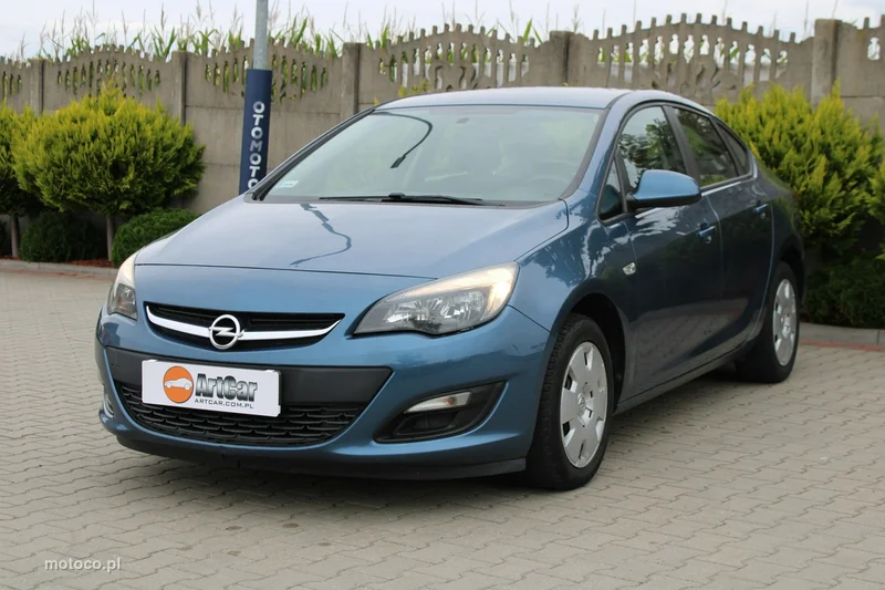 Opel Astra J 2