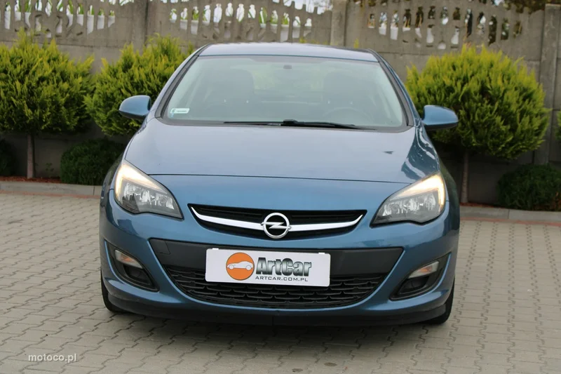 Opel Astra J 28