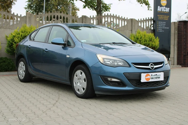 Opel Astra J 41